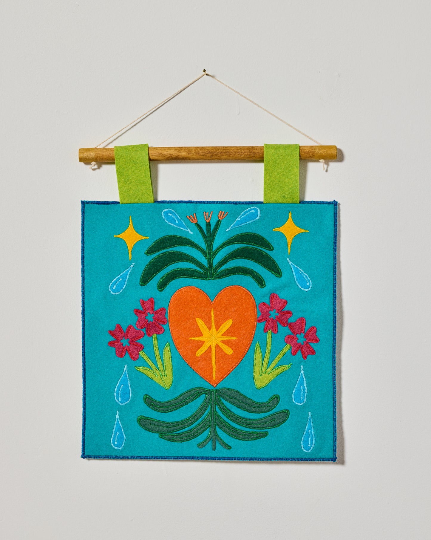 Daily Tarot Card Display - Turquoise Heart