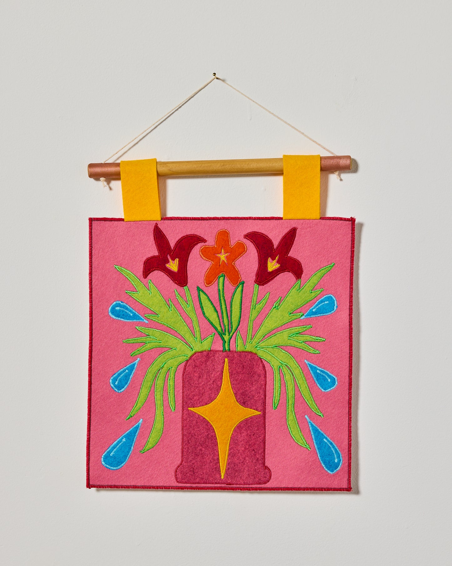 Daily Tarot Card Display - Blush Vase