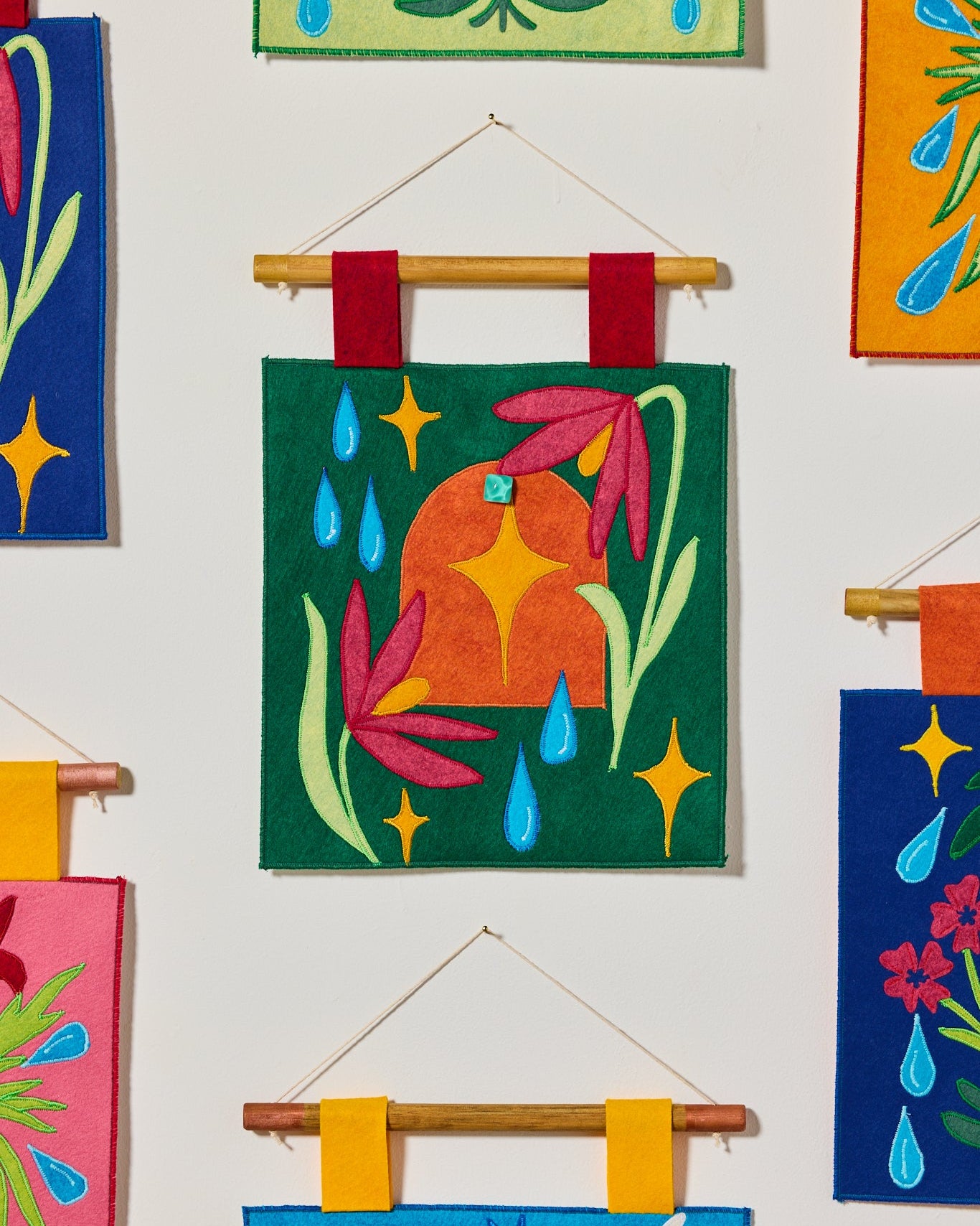 Daily Tarot Card Display - Emerald Window