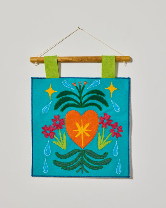 Daily Tarot Card Display - Turquoise Heart