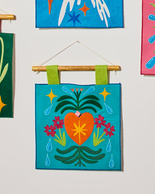 Daily Tarot Card Display - Turquoise Heart